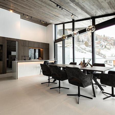 Mountain Chalet Kappl - Luxury - Near Ischgl - Panorama Mountain View - Penthouse & Chalets Buitenkant foto